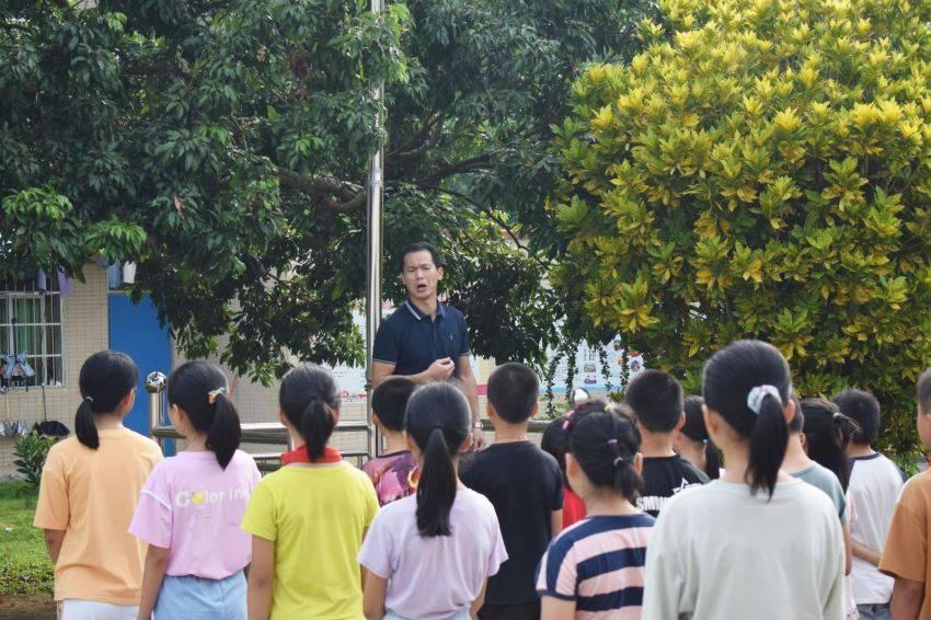 “学托邻居”说有门路可以帮忙上幼儿园 分饰六角诈骗3万