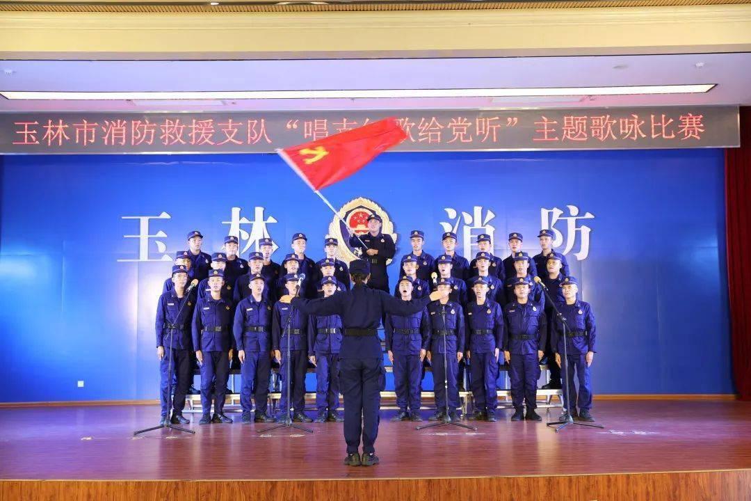 制作人发《狼殿下》幕后照，肖战王大陆拥抱，疾冲渤王组新CP